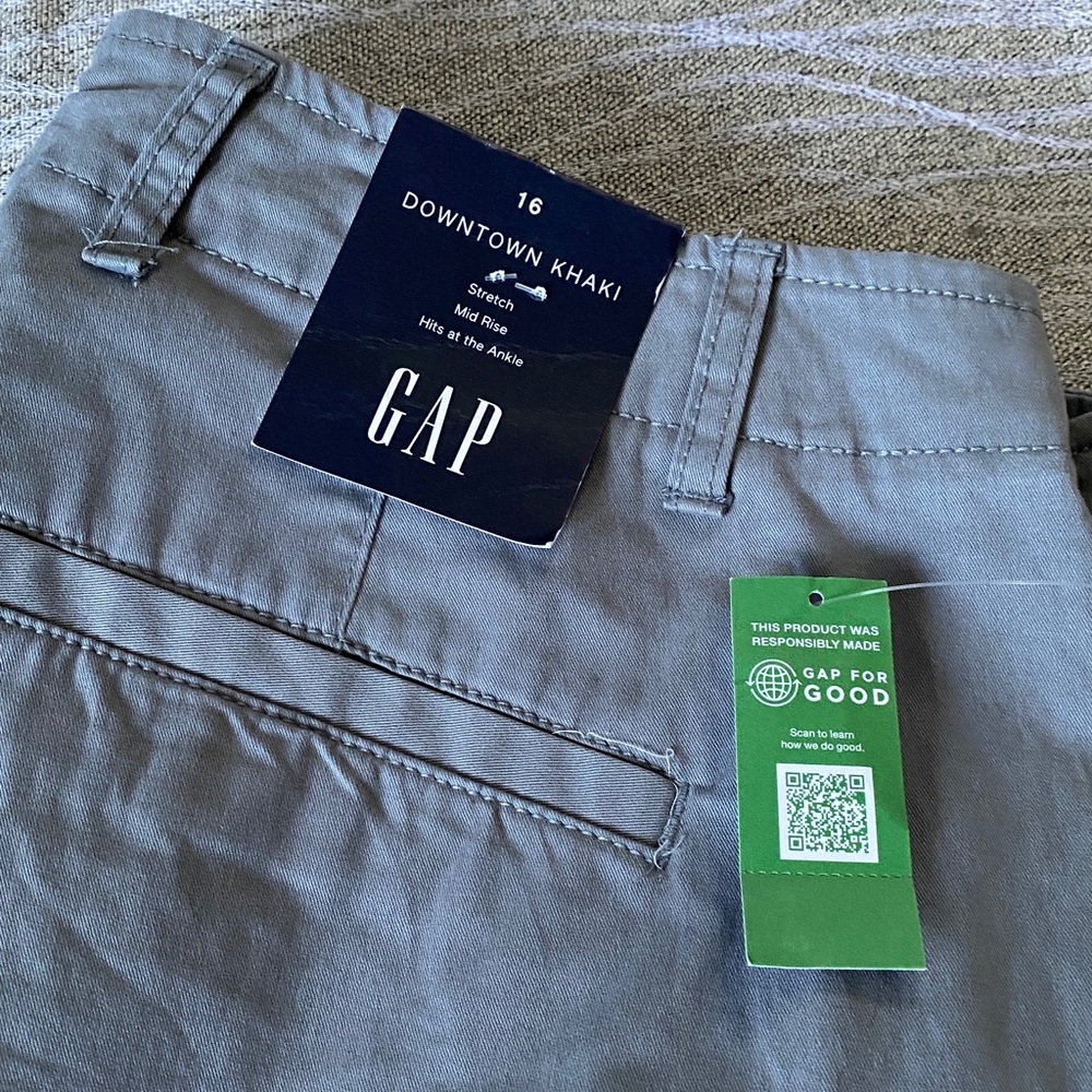GAP Women’s KHAKI size16 - Picture 2 of 6